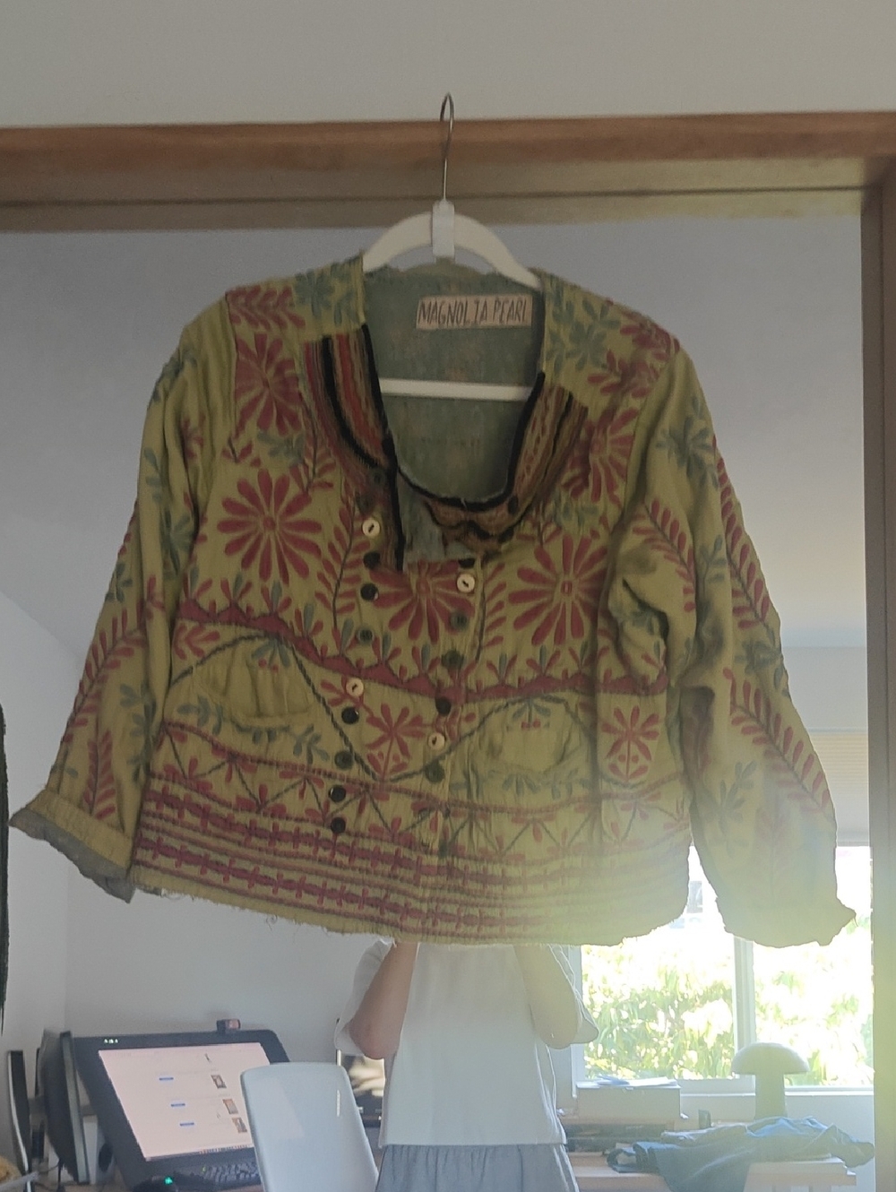 Magnoli Pearl Embroidered Lennon Jacket - Picture 2 of 9